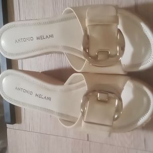 Cute white wedge/slides